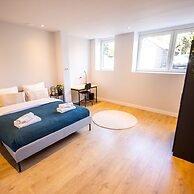 Souterrain 2BR Serviced Apartment