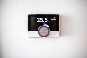 Alphabet 1BR Serviced Apartment -nb304/306-