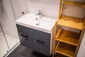 Alphabet 2 BR Serviced Apartments -lh-