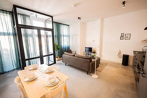 Alphabet 2 BR Serviced Apartments -lh-