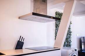 Nb304/306 3BR Serviced Apartments