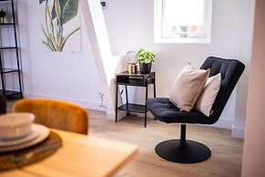 Nb304/306 3BR Serviced Apartments