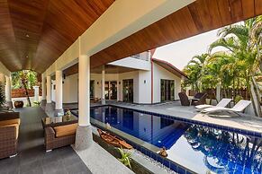 Amber Pool Villa in Rawai
