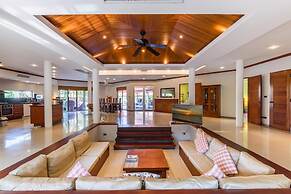 Amber Pool Villa in Rawai