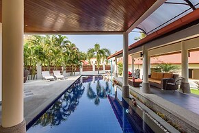 Amber Pool Villa in Rawai