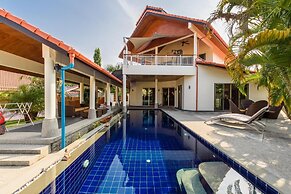 Amber Pool Villa in Rawai