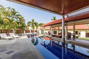 Amber Pool Villa in Rawai