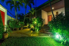 Viola Pool Villa in Rawai