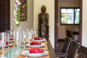 Viola Pool Villa in Rawai