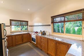 Viola Pool Villa in Rawai