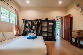 Chaba Pool Villa in Nai Harn