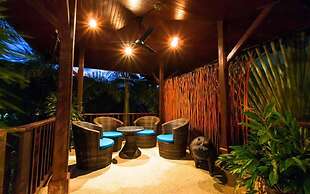 Chaba Pool Villa in Nai Harn