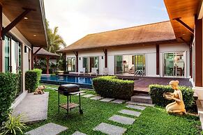 Emerald Pool Villa in Rawai