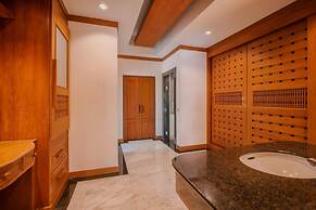 Solas Pool Villa in Nai Harn