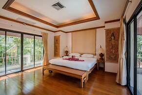 Solas Pool Villa in Nai Harn