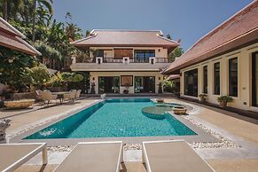Solas Pool Villa in Nai Harn