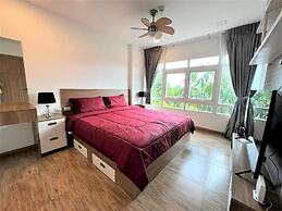 Calypso Gardens in Nai Harn