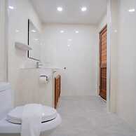 Jasmine Pool Villa in Nai Harn