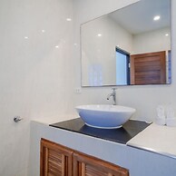 Jasmine Pool Villa in Nai Harn