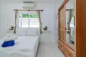 Jasmine Pool Villa in Nai Harn