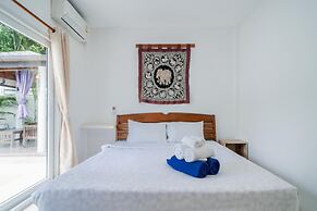 Jasmine Pool Villa in Nai Harn