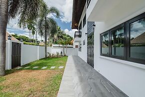 Eden Pool Villa in Rawai