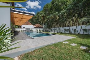 Eden Pool Villa in Rawai