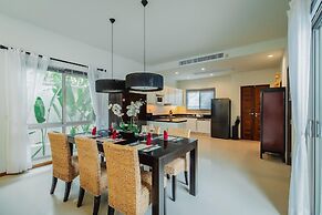 Ivory Pool Villa in Nai Harn