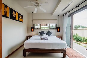 Ivory Pool Villa in Nai Harn