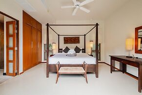 Ivory Pool Villa in Nai Harn