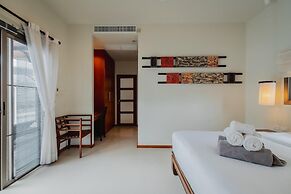 Ivory Pool Villa in Nai Harn