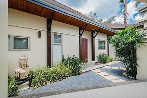 Ivory Pool Villa in Nai Harn