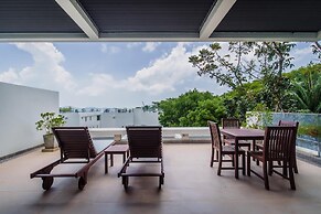 Daisy 2 Bedroom Suite