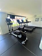 Maroon Studio at the Beachfront