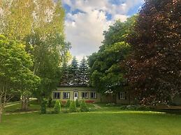 The Nest PEC Waterfront Home on Huyck s Bay