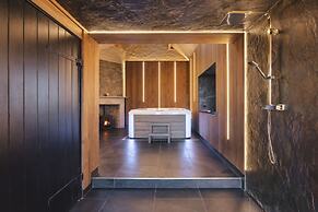 Richmond Place - Apartment in Private Mansion