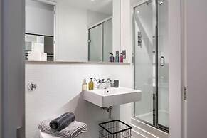 Two-bedroom Apartment at Royal William Yard