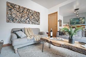 Ellerthwaite Place- 2 Bedroom House With Hot Tub