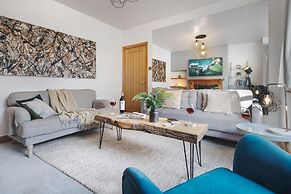 Ellerthwaite Place- 2 Bedroom House With Hot Tub