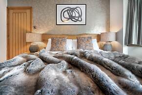 Ellerthwaite Place- 2 Bedroom House With Hot Tub