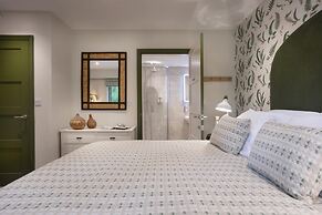 Barakat Lakes Escape