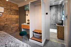 Windermere Central Hotel - Room 1