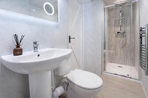 Eden Escape - Comfy Apartment Quiet Neighbourhood