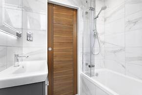 Rohan Rise - Lake District Escape for Two