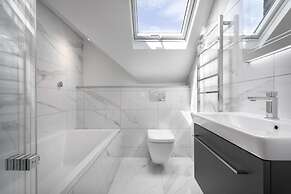 Rohan Rise - Lake District Escape for Two