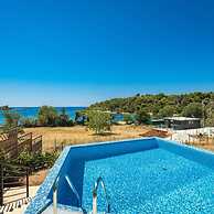 Villa Lavanda - Seaside Luxury Villa for 8 Guests