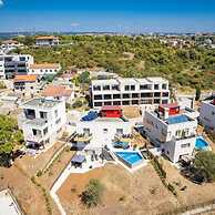 Villa Lavanda - Seaside Luxury Villa for 8 Guests