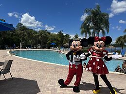 Disney Area Grnd Floor Park Free