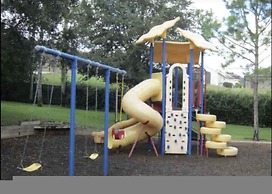 Disney Area Grnd Floor Park Free