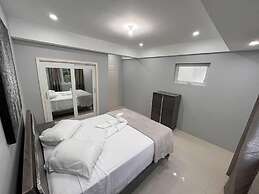 Jacuzzi Loft and Pool Glencoe Townhome